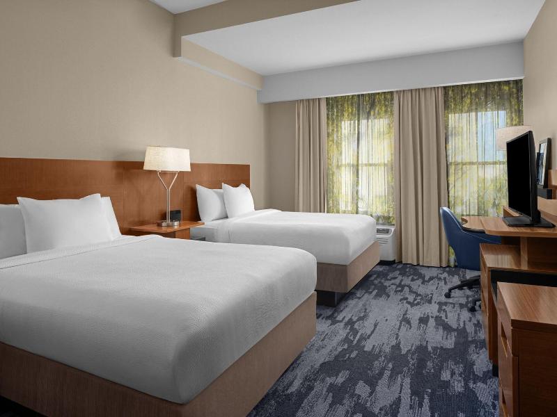 Fairfield Inn & Suites Savannah Downtown image
