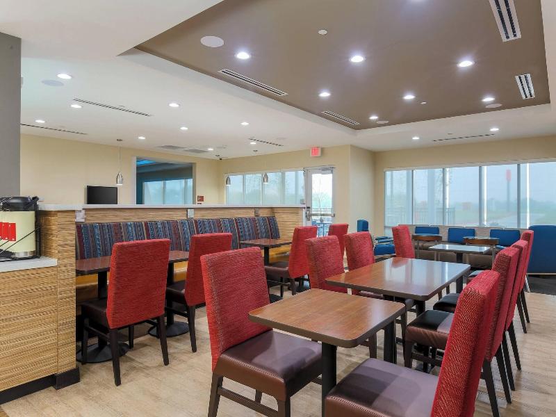TownePlace Suites McAllen Edinburg image