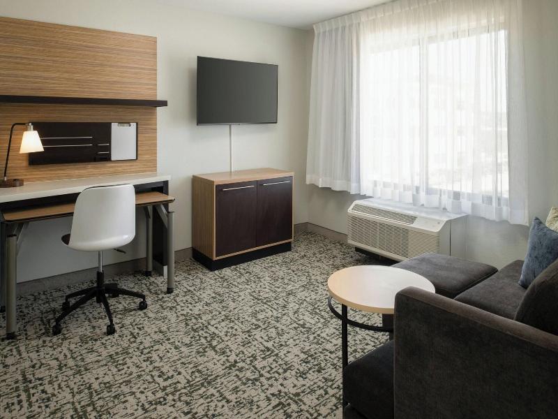 TownePlace Suites Slidell image