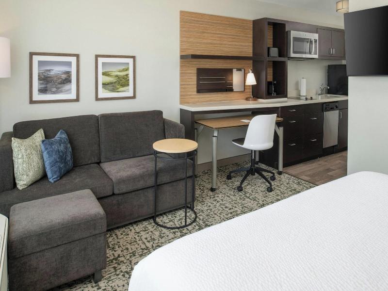 TownePlace Suites Slidell image