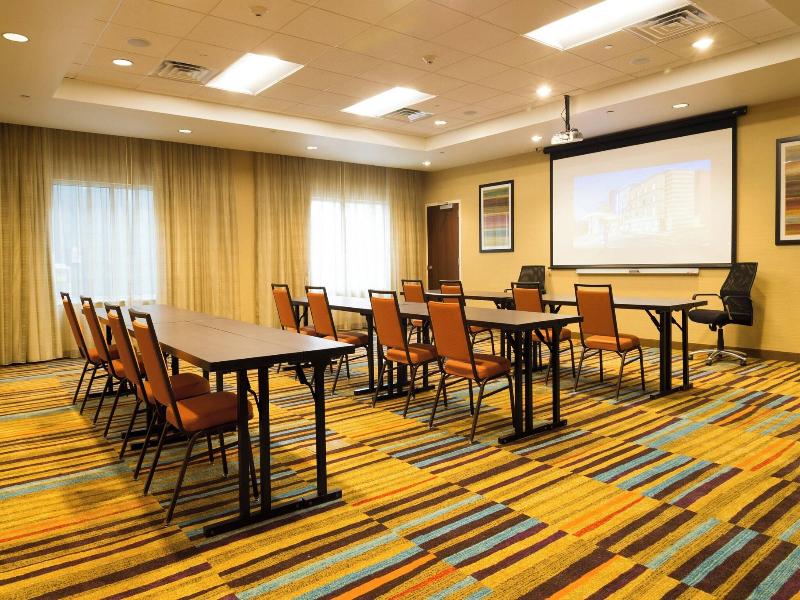 Fairfield Inn & Suites Dickson