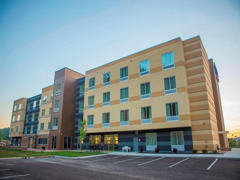 Fairfield Inn & Suites Cambridge