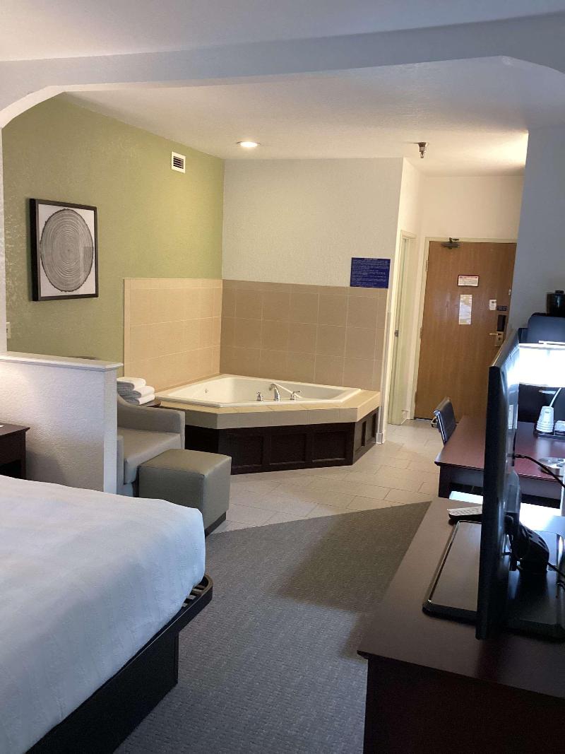 Best Western Celina image