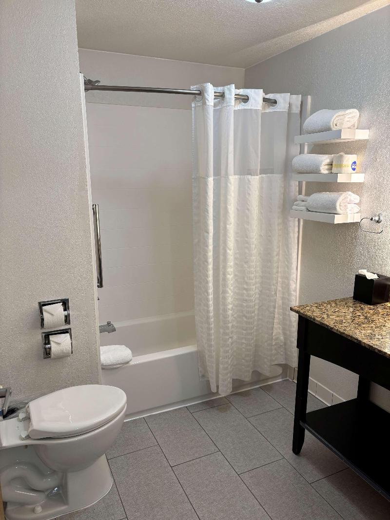 Best Western Celina image