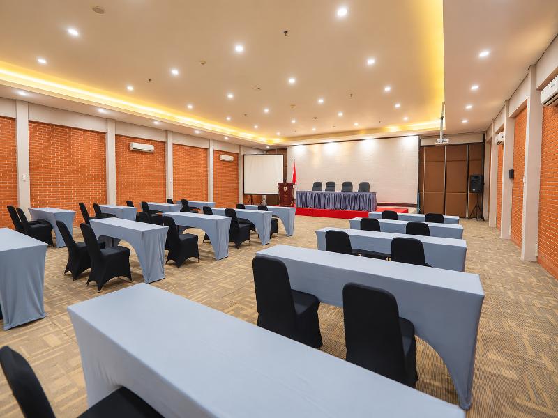 Bedrock Hotel Kuta Bali image