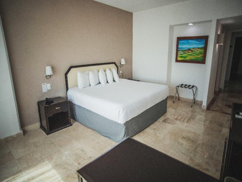 Days Inn by Wyndham Tuxtepec image