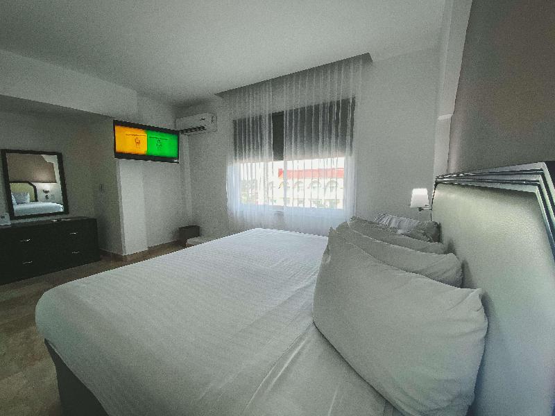 Days Inn by Wyndham Tuxtepec image