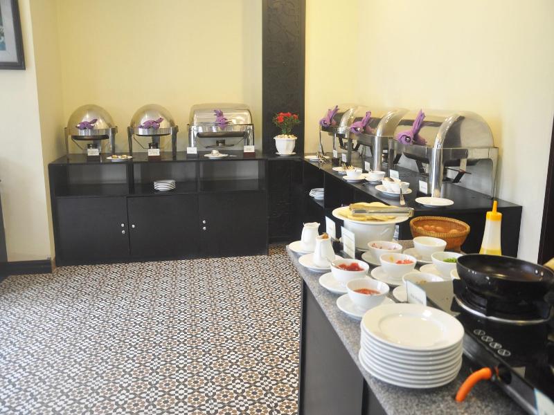 River Suites Hoi An Hotel image