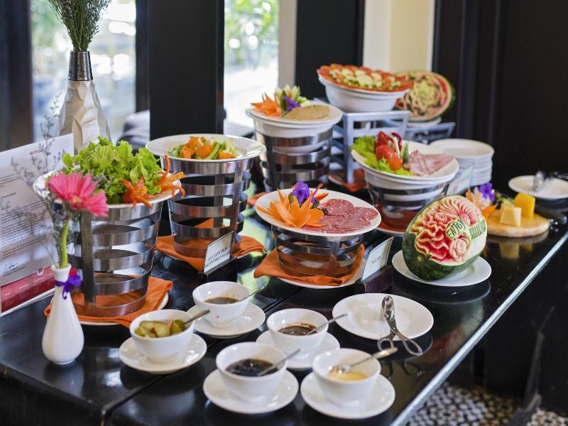 River Suites Hoi An Hotel image