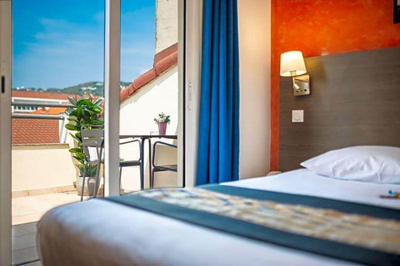 Hôtel Hoche image