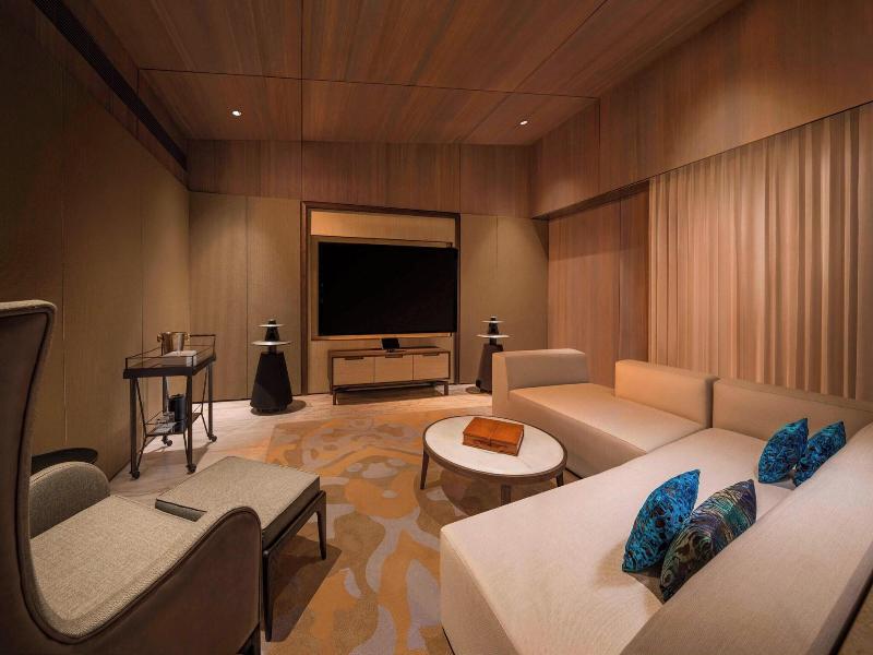 The St. Regis Maldives Vommuli Resort image