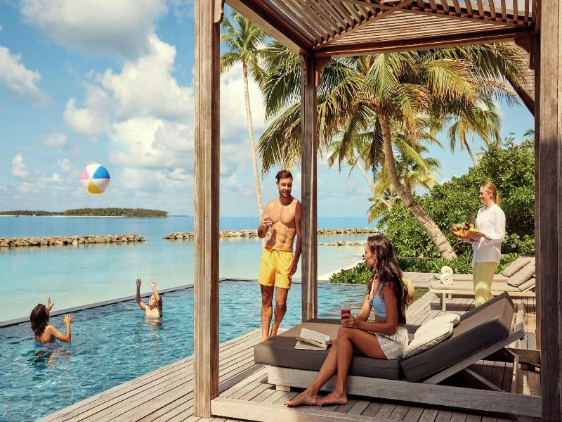 The St. Regis Maldives Vommuli Resort image