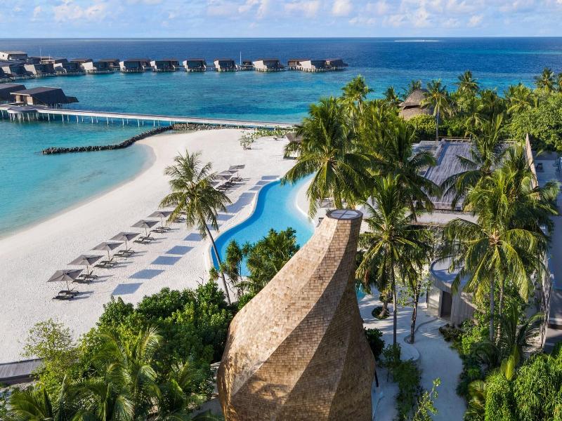 The St. Regis Maldives Vommuli Resort image