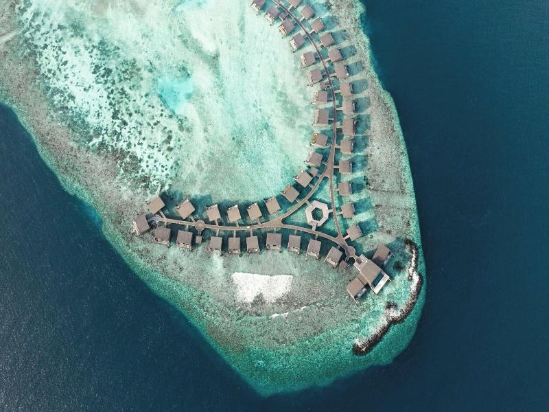 The St. Regis Maldives Vommuli Resort image