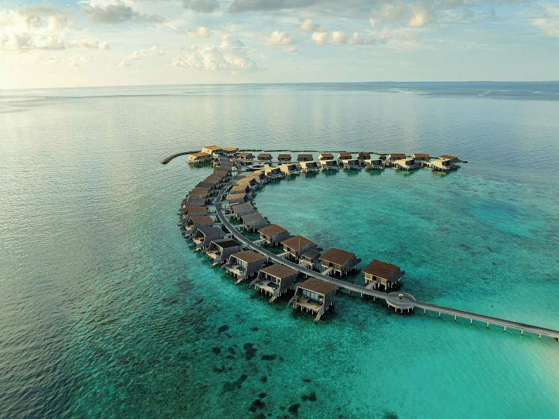 The St. Regis Maldives Vommuli Resort image