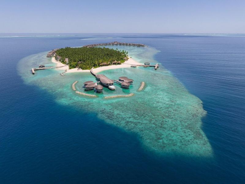 The St. Regis Maldives Vommuli Resort image