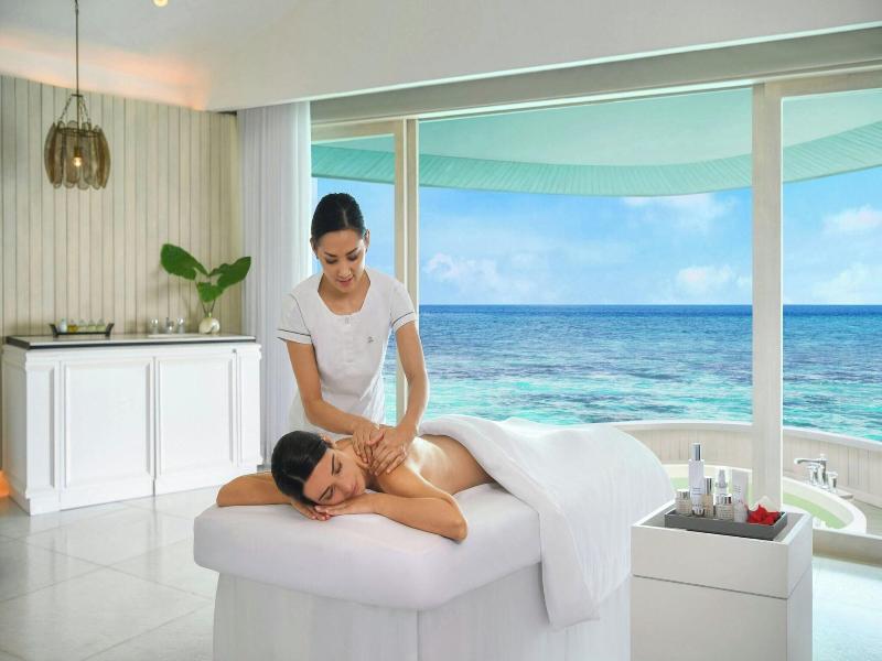 The St. Regis Maldives Vommuli Resort image