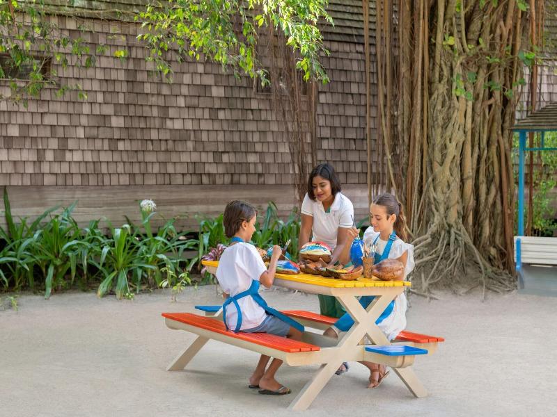 The St. Regis Maldives Vommuli Resort image
