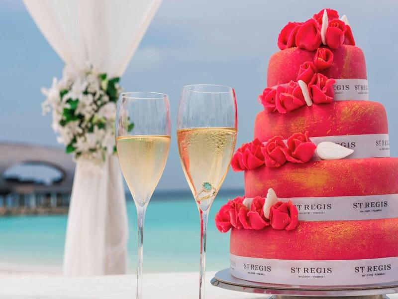 The St. Regis Maldives Vommuli Resort image