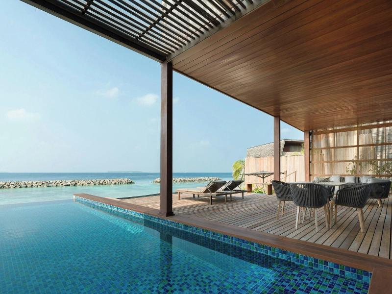 The St. Regis Maldives Vommuli Resort image