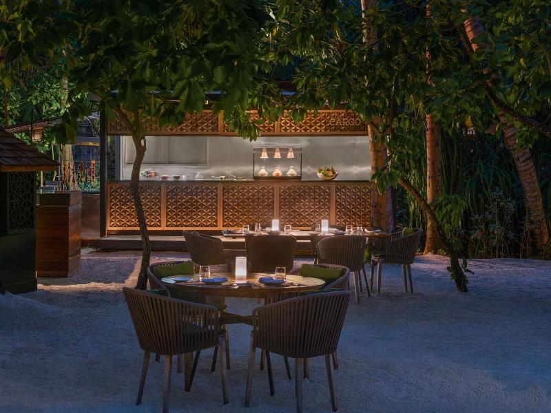 The St. Regis Maldives Vommuli Resort image