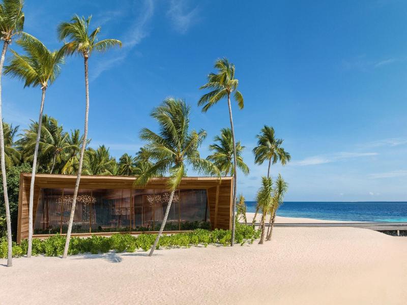 The St. Regis Maldives Vommuli Resort image
