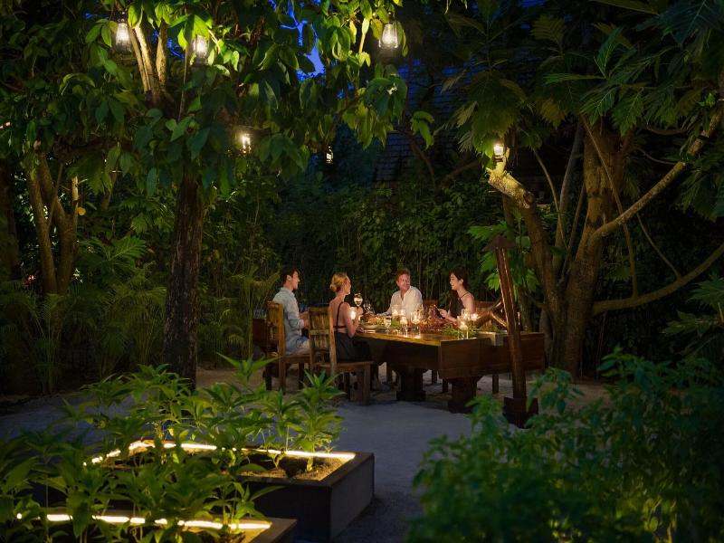 The St. Regis Maldives Vommuli Resort image