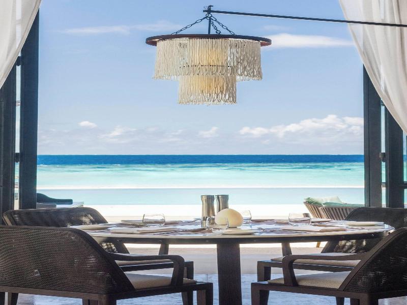 The St. Regis Maldives Vommuli Resort image