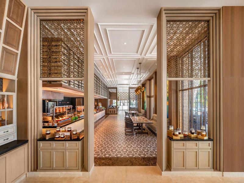 The St. Regis Maldives Vommuli Resort image