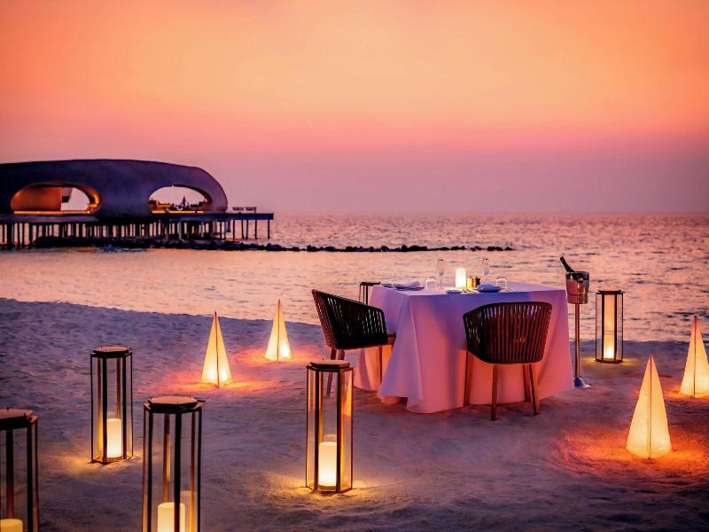 The St. Regis Maldives Vommuli Resort image
