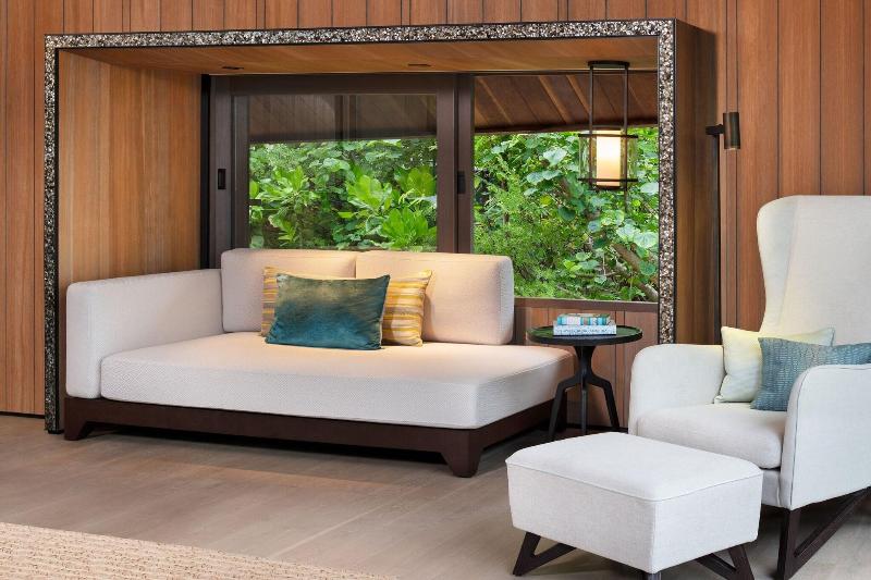 The St. Regis Maldives Vommuli Resort image