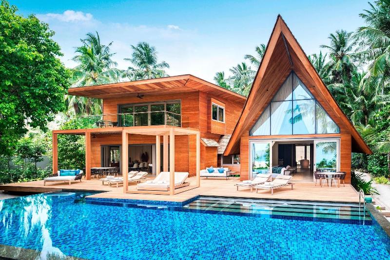 The St. Regis Maldives Vommuli Resort image