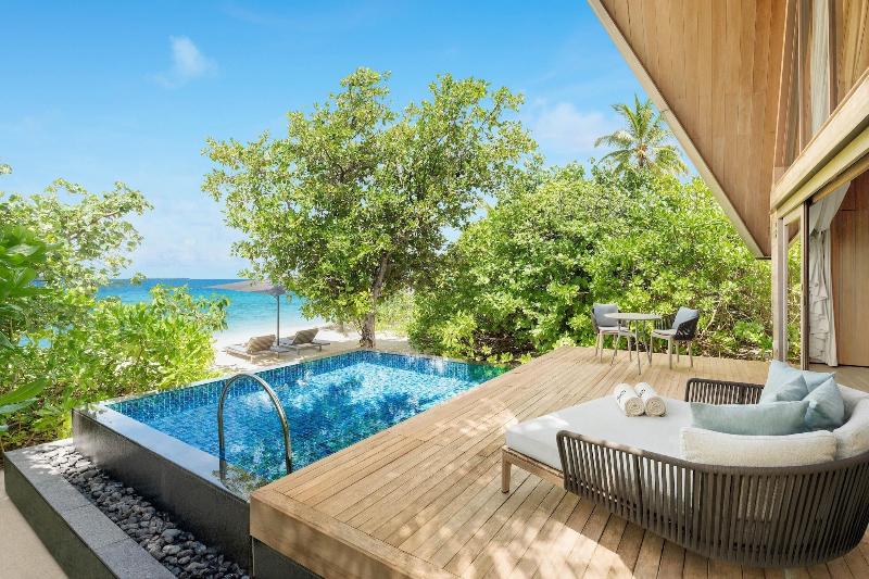 The St. Regis Maldives Vommuli Resort image