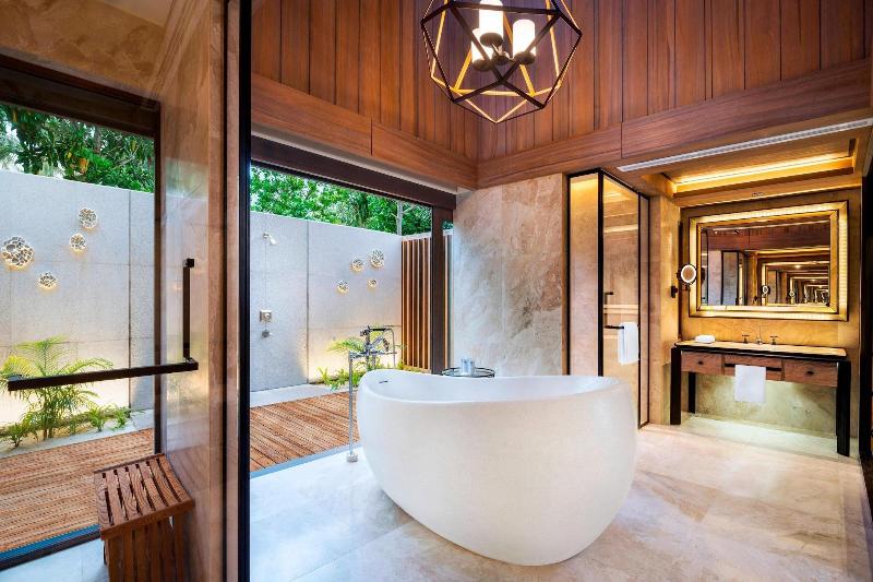 The St. Regis Maldives Vommuli Resort image