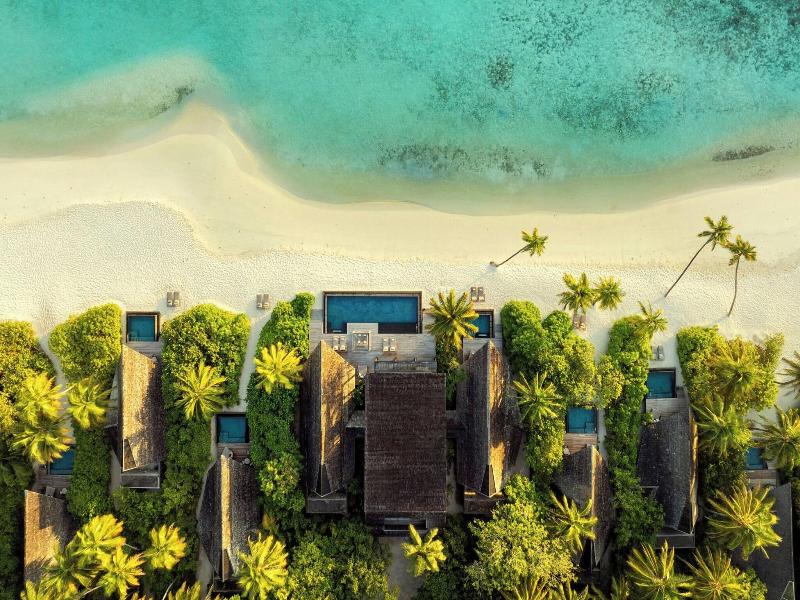 The St. Regis Maldives Vommuli Resort image