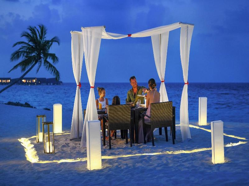 The St. Regis Maldives Vommuli Resort image