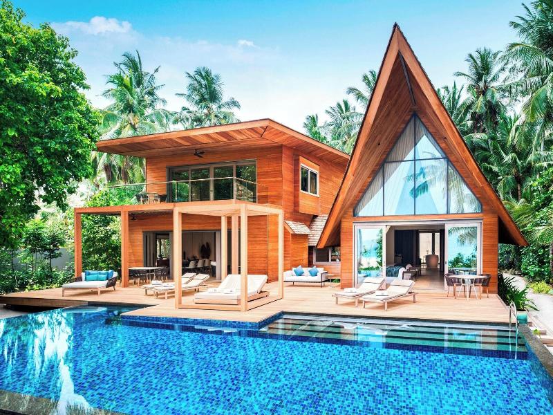 The St. Regis Maldives Vommuli Resort image