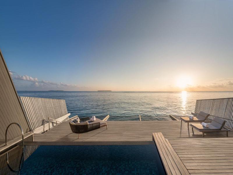 The St. Regis Maldives Vommuli Resort image