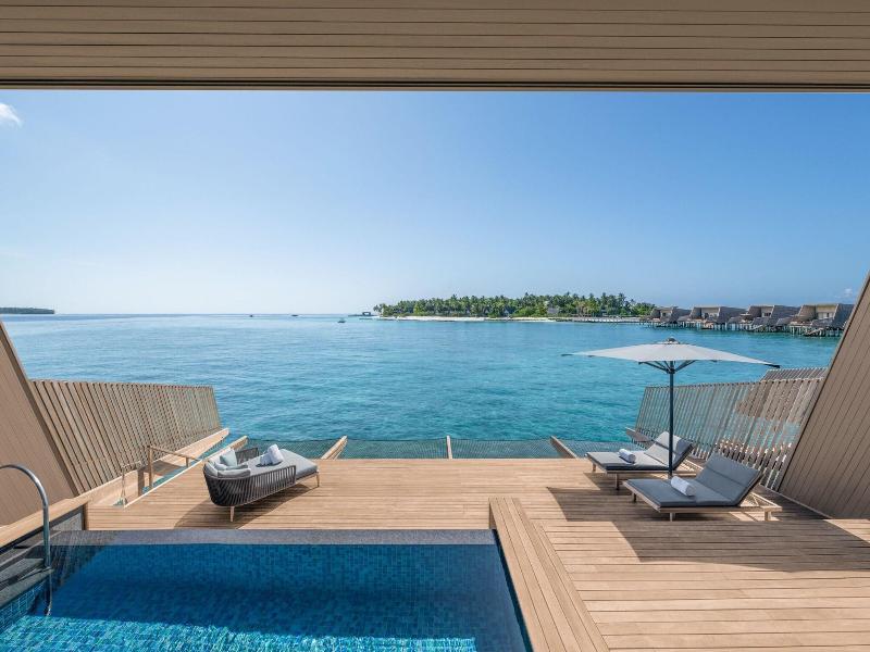 The St. Regis Maldives Vommuli Resort image