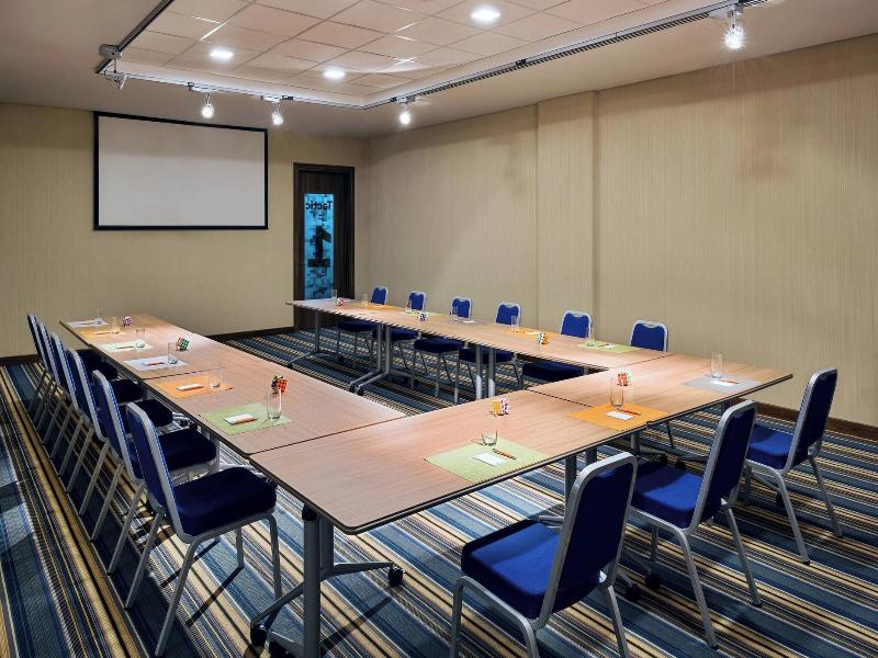 Aloft Dhahran image
