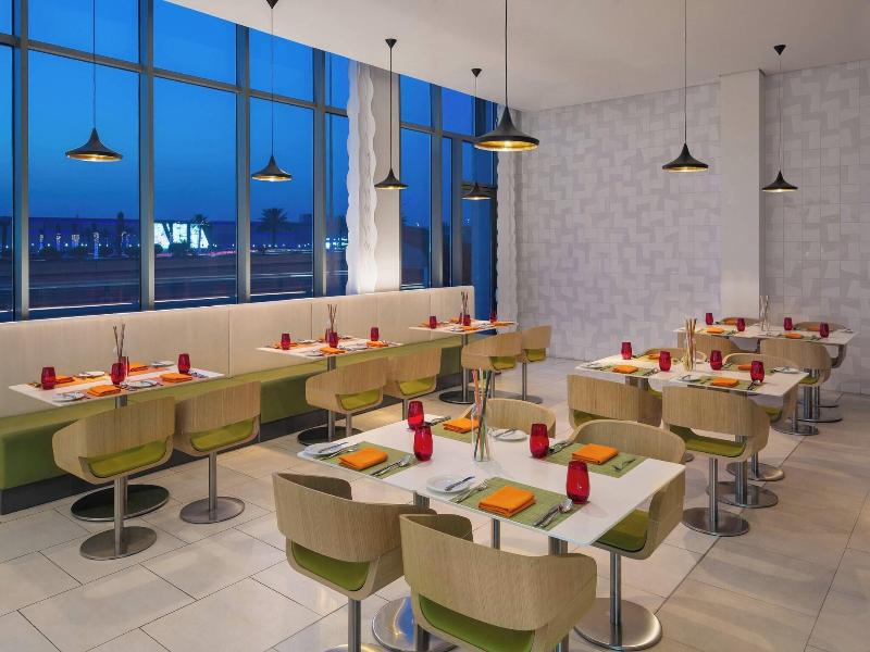 Aloft Dhahran image