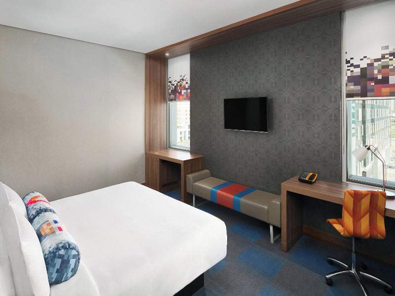 Aloft Dhahran image
