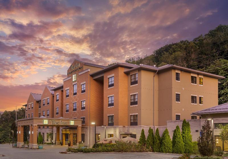 Best Western Plus Franciscan Square Inn and Suites image