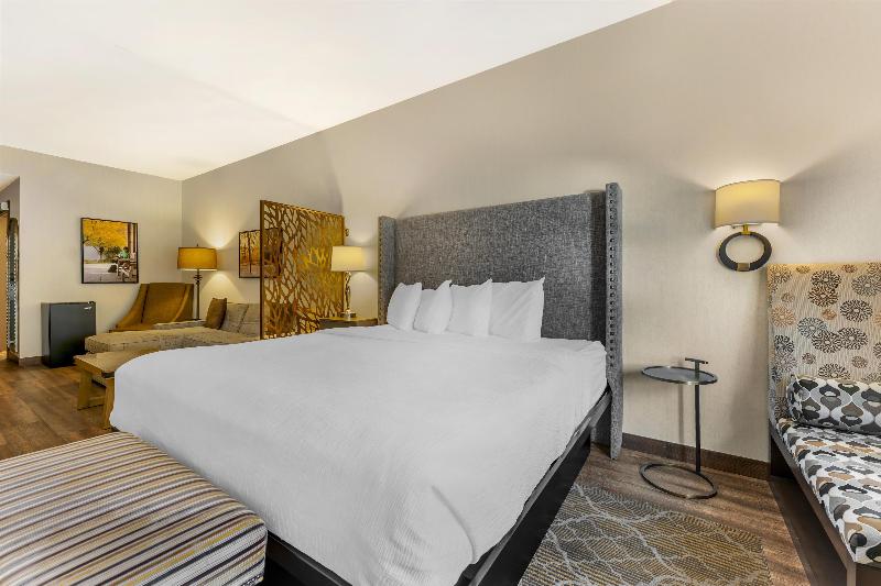 Best Western Plus Franciscan Square Inn and Suites image
