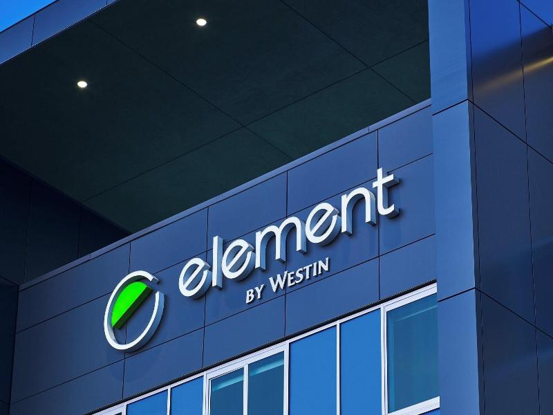 Element Chandler Fashion Center image