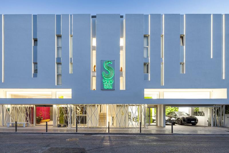 Sud Ibiza Suites image