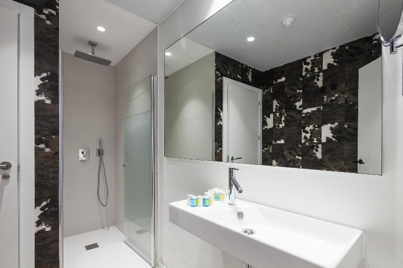 Sud Ibiza Suites image