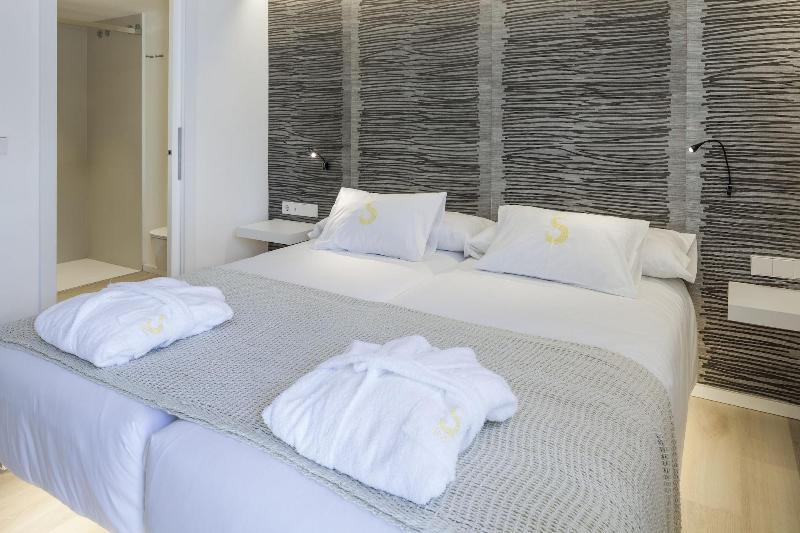 Sud Ibiza Suites image