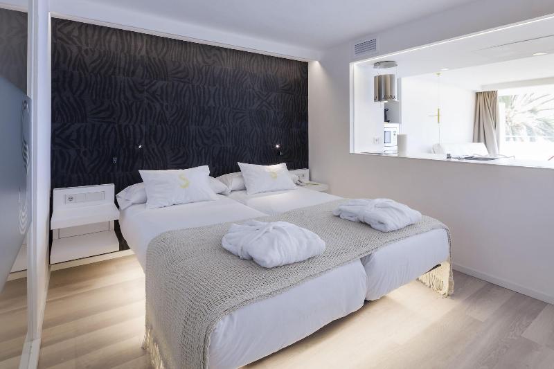 Sud Ibiza Suites image