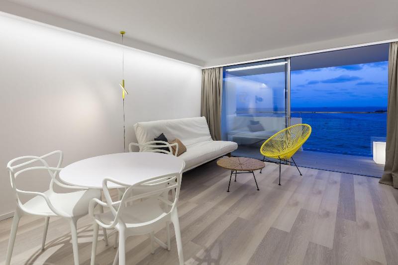 Sud Ibiza Suites image